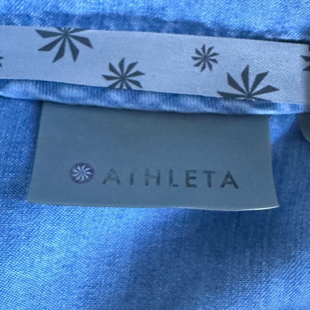 XL Athleta Chambray Jacket - Picture 3 of 6